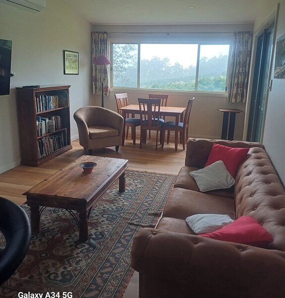 'Infinity Cottage' - Surrounded By Orchards, Pasture, Bush And Mountains - Hunter Valley