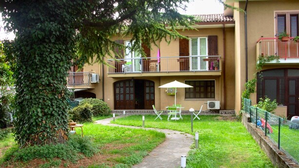 Dormitorio condiviso, 1 camera da letto, fumatori, balcone | Giardino