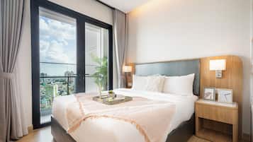 Apartament Deluxe, 3 dormitoris, vistes al llac | 2 dormitoris, roba de llit d'alta qualitat i caixa forta a l'habitació