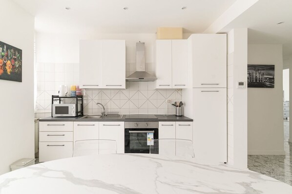Microwave, oven, stovetop, dishwasher