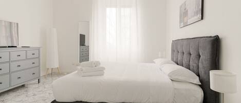 2 makuuhuonetta, silitysrauta/-lauta, internet, vuodevaatteet