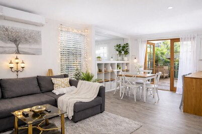 Modern Cottage | Short Walk to the River