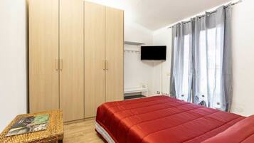 3 Schlafzimmer, Bügeleisen/Bügelbrett, WLAN, Bettwäsche