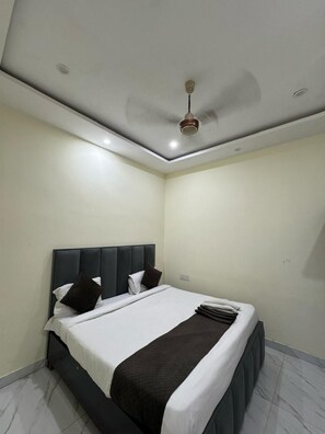 Free WiFi - Narayan Stay (Varanasi)