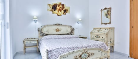 1 chambre, fer et planche Ă repasser, Wi-Fi, draps fournis