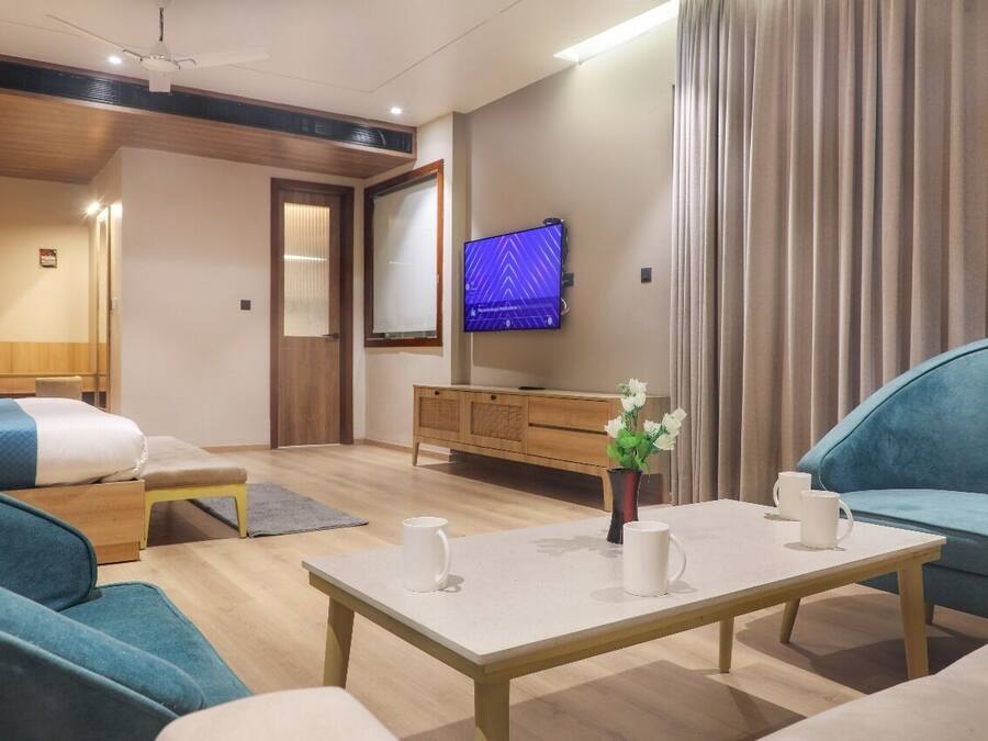 Luxury Room | Free WiFi