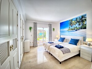 3 bedrooms, desk, iron/ironing board, WiFi