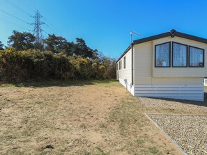 Property grounds - 31B Foxburrow Hang (Great Yarmouth)