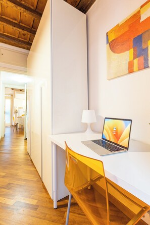 Interior - Brera District - Via Fiori Chiari (Milano)