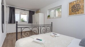 1 bedroom, WiFi (free) - Flat Nomads, Ac, Wifi Hvar (Unknown)