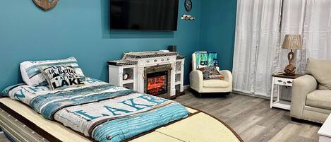 3 室のベッドルーム、アイロン / アイロン台、旅行用ベビーベッド、WiFi (無料)