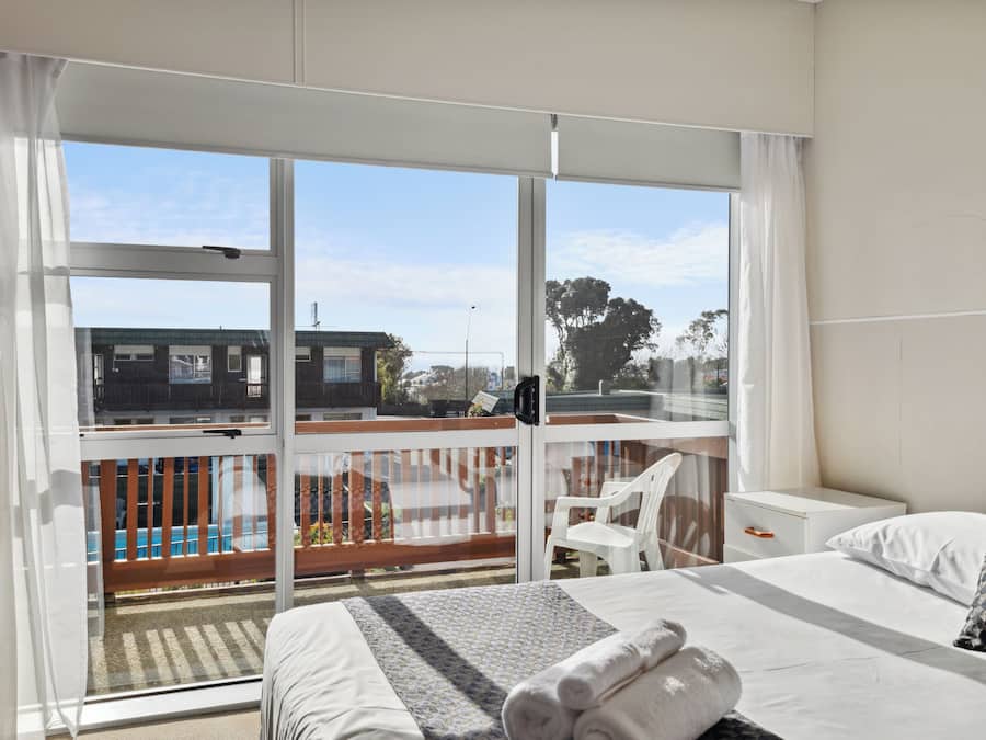 Studio | Free WiFi, bed sheets