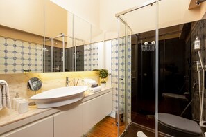 Dusche, Haartrockner