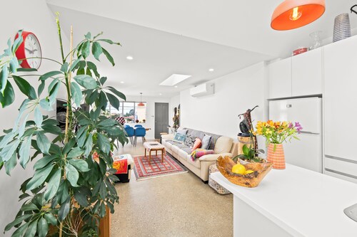 2 Bedroom House - Hobart CBD