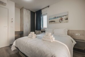 2 habitaciones, tabla de planchar con plancha y wifi gratis