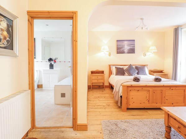 4 bedrooms, individually decorated, individually furnished, free WiFi - Mor Iwerddon (Barmouth)