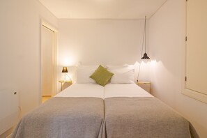 2 chambres, fer et planche à repasser, Wi-Fi gratuit