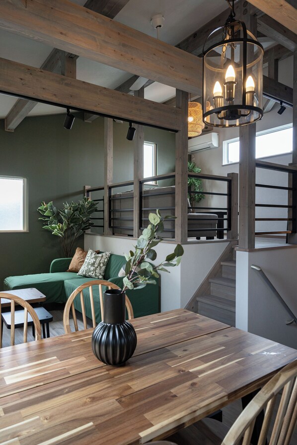 Villa Luxe, vue montagne | Restauration dans la chambre