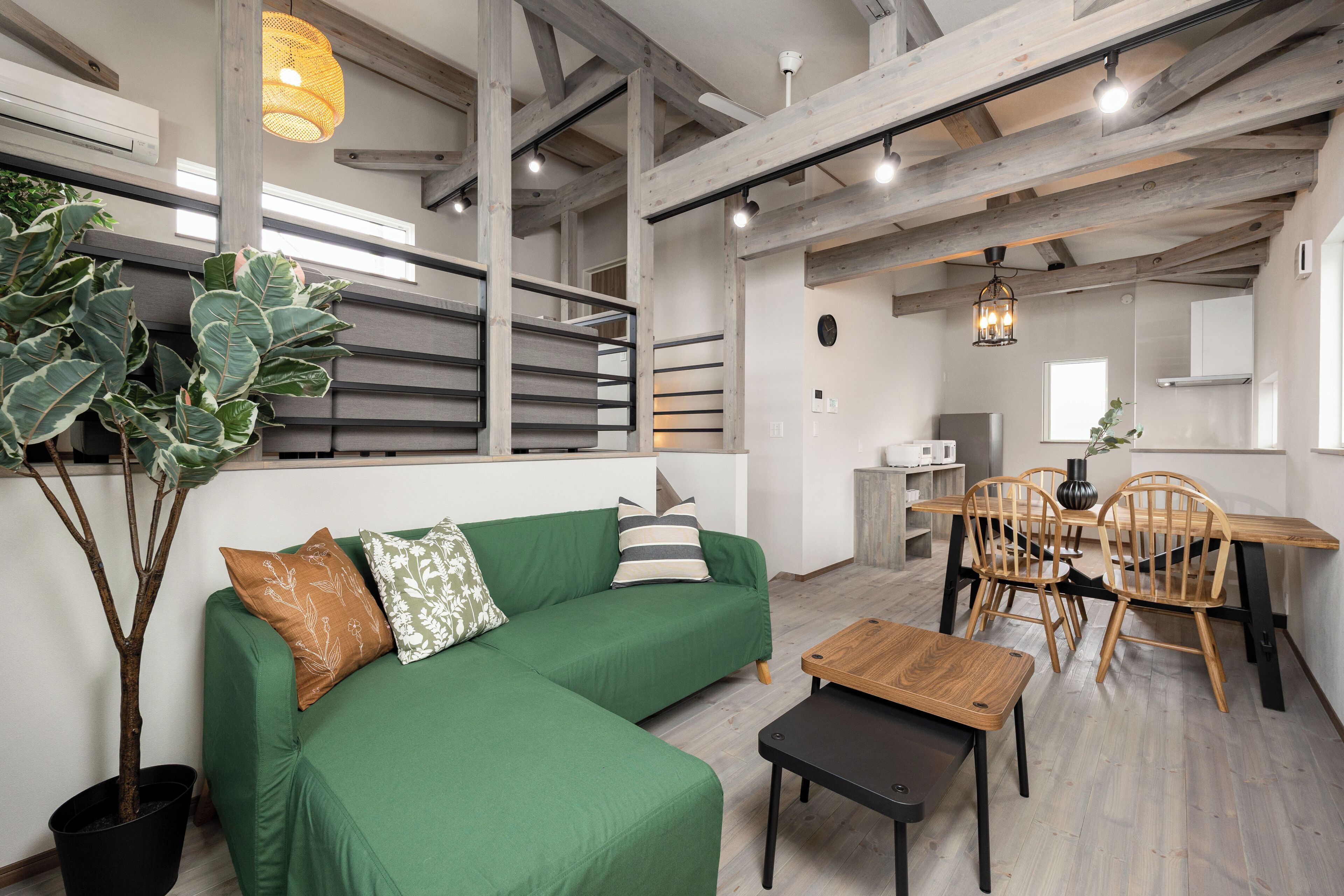 Luxury Villa, Mountain View | Living area