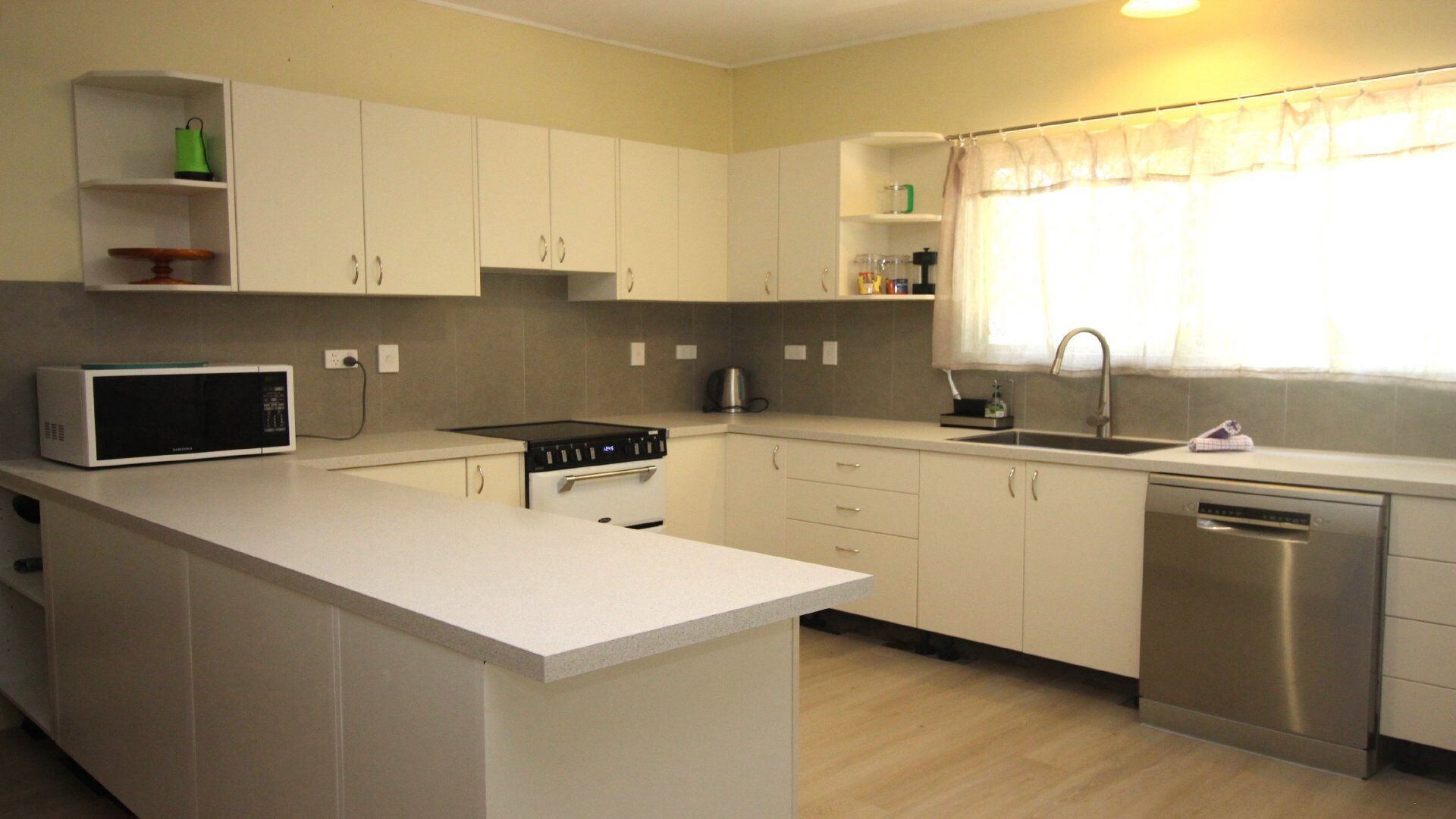 Microwave, oven, stovetop, dishwasher