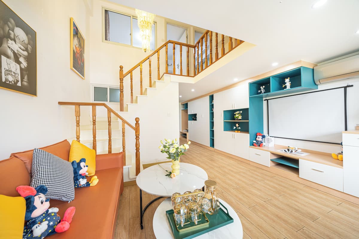 Room | Living area