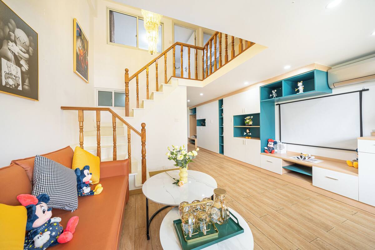 Room | Living area