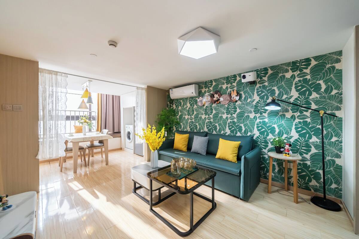 Room | Living area