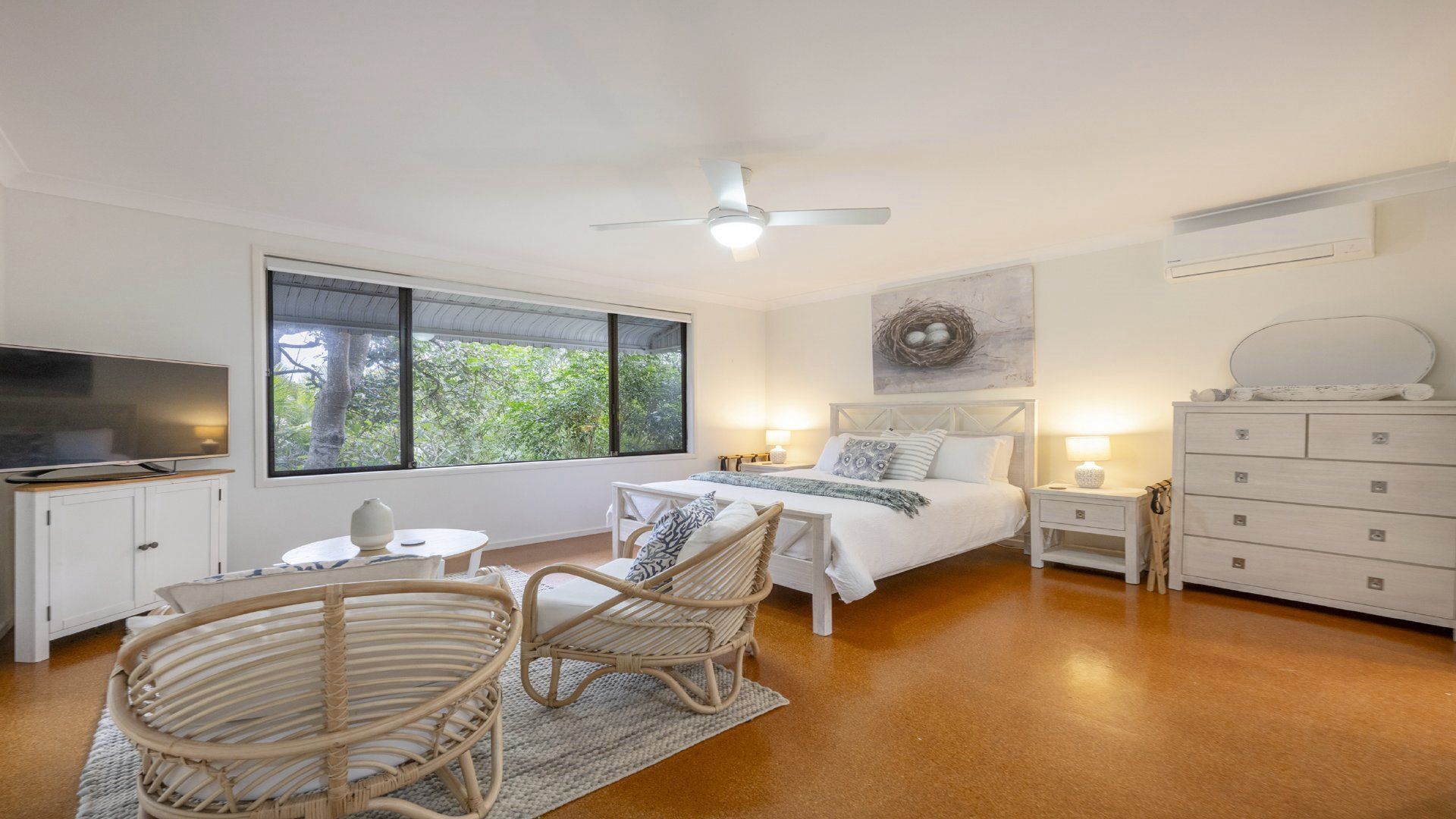 4 Schlafzimmer, Bügeleisen/Bügelbrett, WLAN