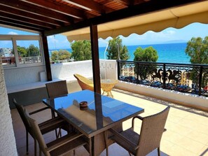 Comfort penthouse, uitzicht op zee | Terras