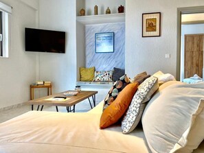 Living area - Aphrodite's Apartments (Spata-Artemida)