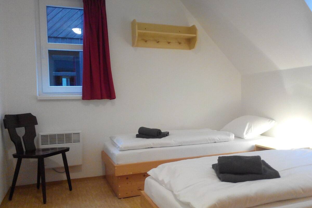 Casa Confort, 3 habitaciones | 6 habitaciones, muebles diferentes y ropa de cama