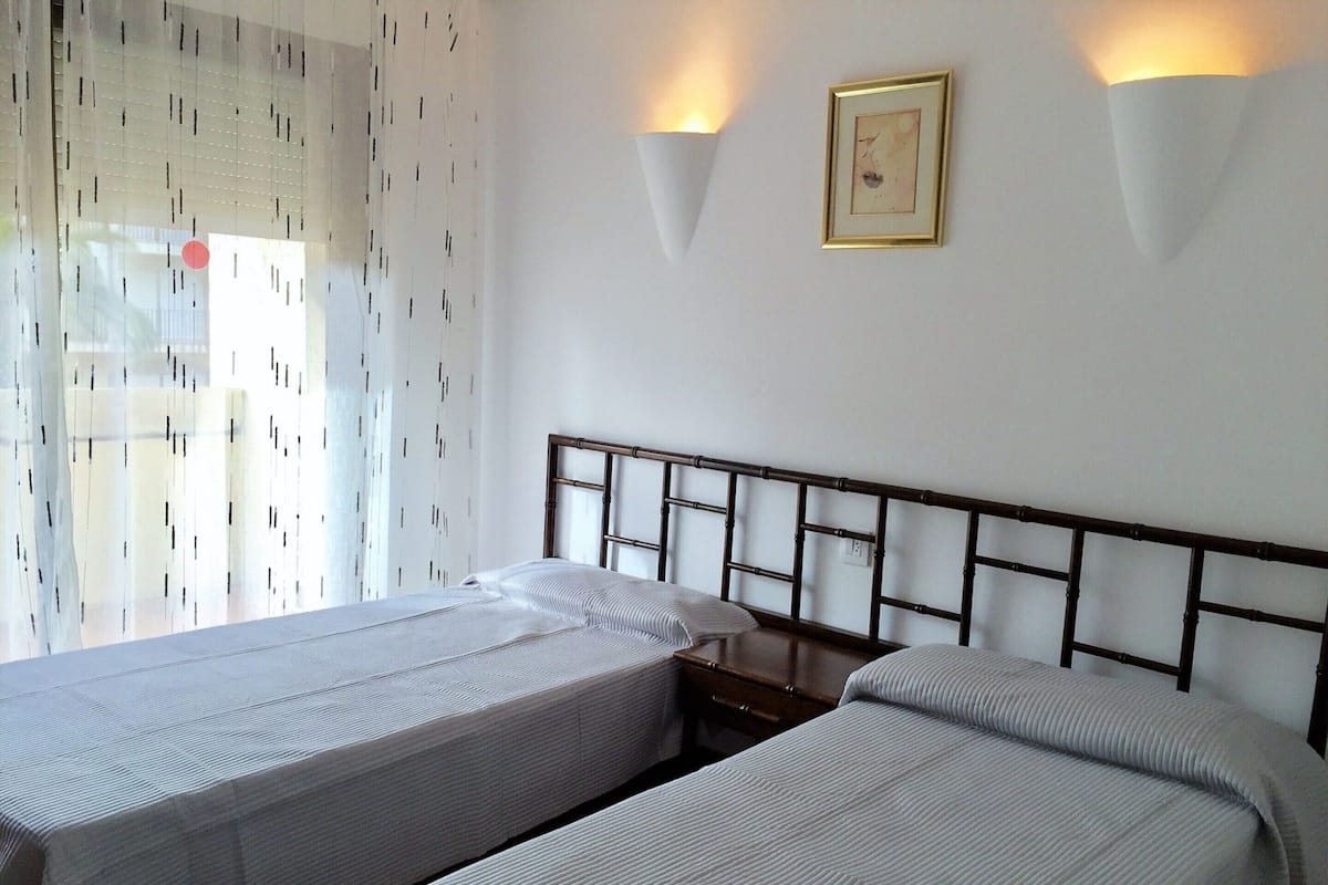 Appartement Classique, 3 chambres | 4 chambres, fer et planche à repasser