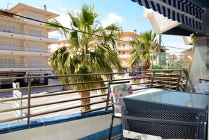 Exterior - Apartment in Estartit Near Sandy Beach (Torroella de Montgrí)