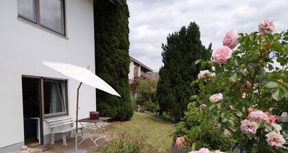 Studio 'Haus Am Waldpark' mit privater Terrasse, privatem Garten und Wi-Fi