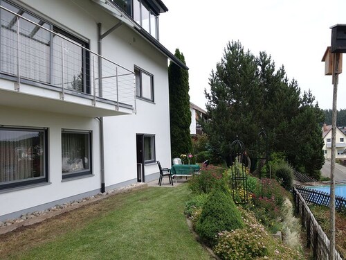 Studio 'Haus Am Waldpark' mit privater Terrasse, privatem Garten und Wi-Fi