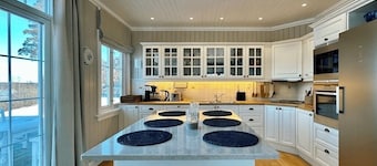 Premium Villa included Boat, Golf Cart & Sea View, Kragerø SPA Resort vicinity