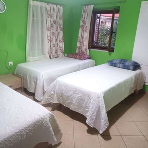 Iron/ironing board, WiFi, bed sheets