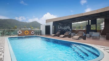 Piscina all'aperto