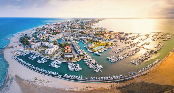 Marina