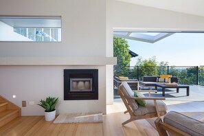 Terrace/patio - Coolum Bays Beach House - Discover ultimate luxury at this award-winning architectural masterpiece. (Coolum Beach)