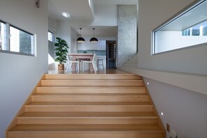 Interior - Coolum Bays Beach House - Discover ultimate luxury at this award-winning architectural masterpiece. (Coolum Beach)