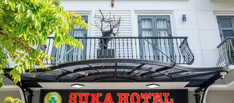 Suka Hotel