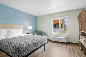 Suite, 1 Queen Bed, Non Smoking | Desk, laptop workspace, blackout drapes, iron/ironing board - Woodspring Suites Rogers Bentonville (Lowell)