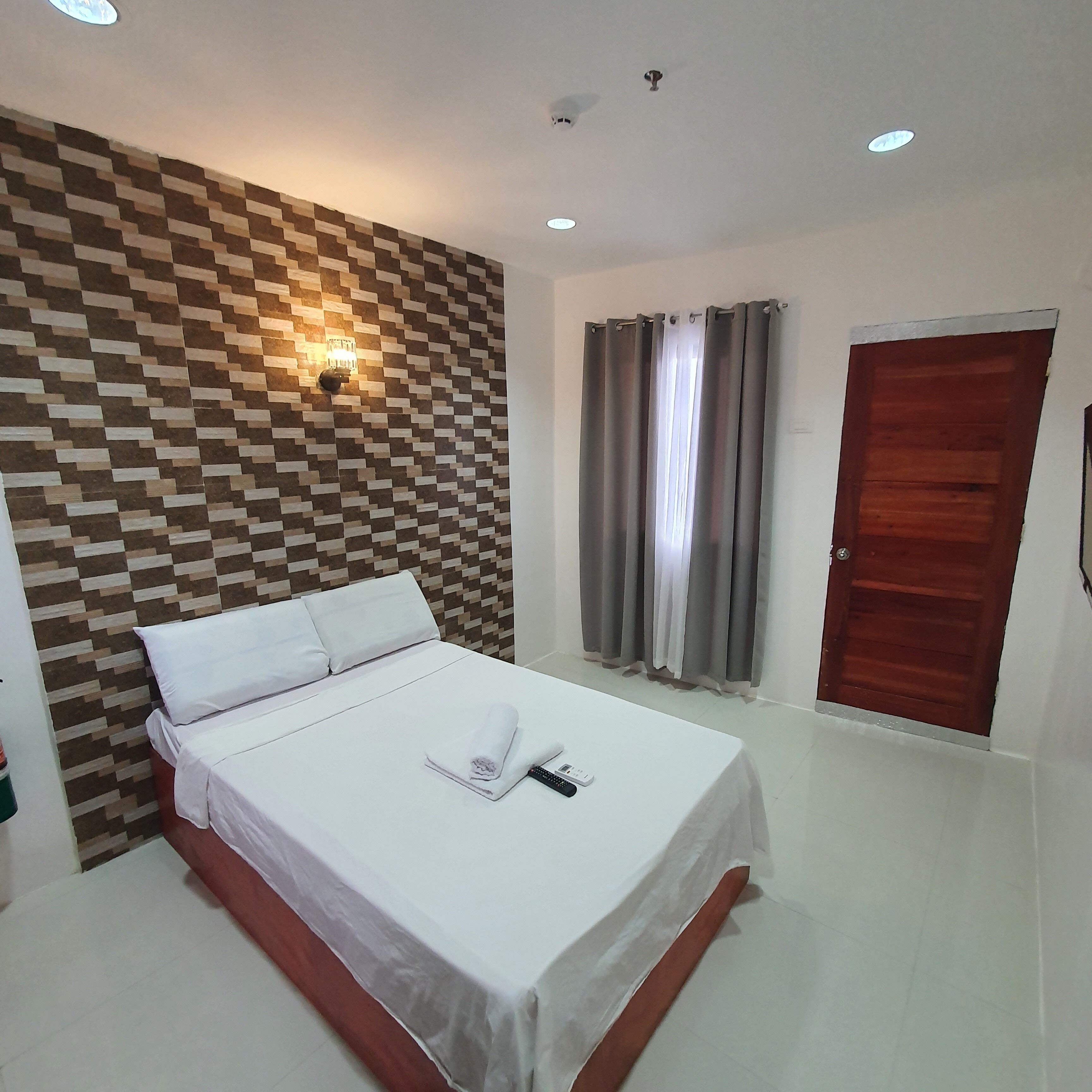 Escritorio y wifi gratis 