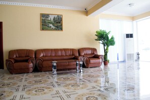 Reception - Bokhtariyon Hotel (Qurghonteppa)