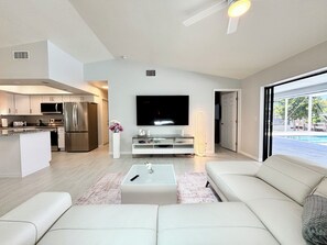 智能電視、音響