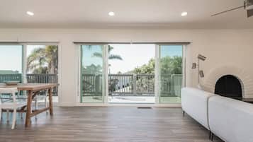 Superior Apartment | Living area