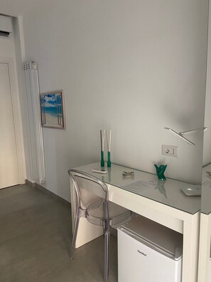 Kamar Superior, pemandangan kota | Minibar dan didekorasi berbeda-beda
