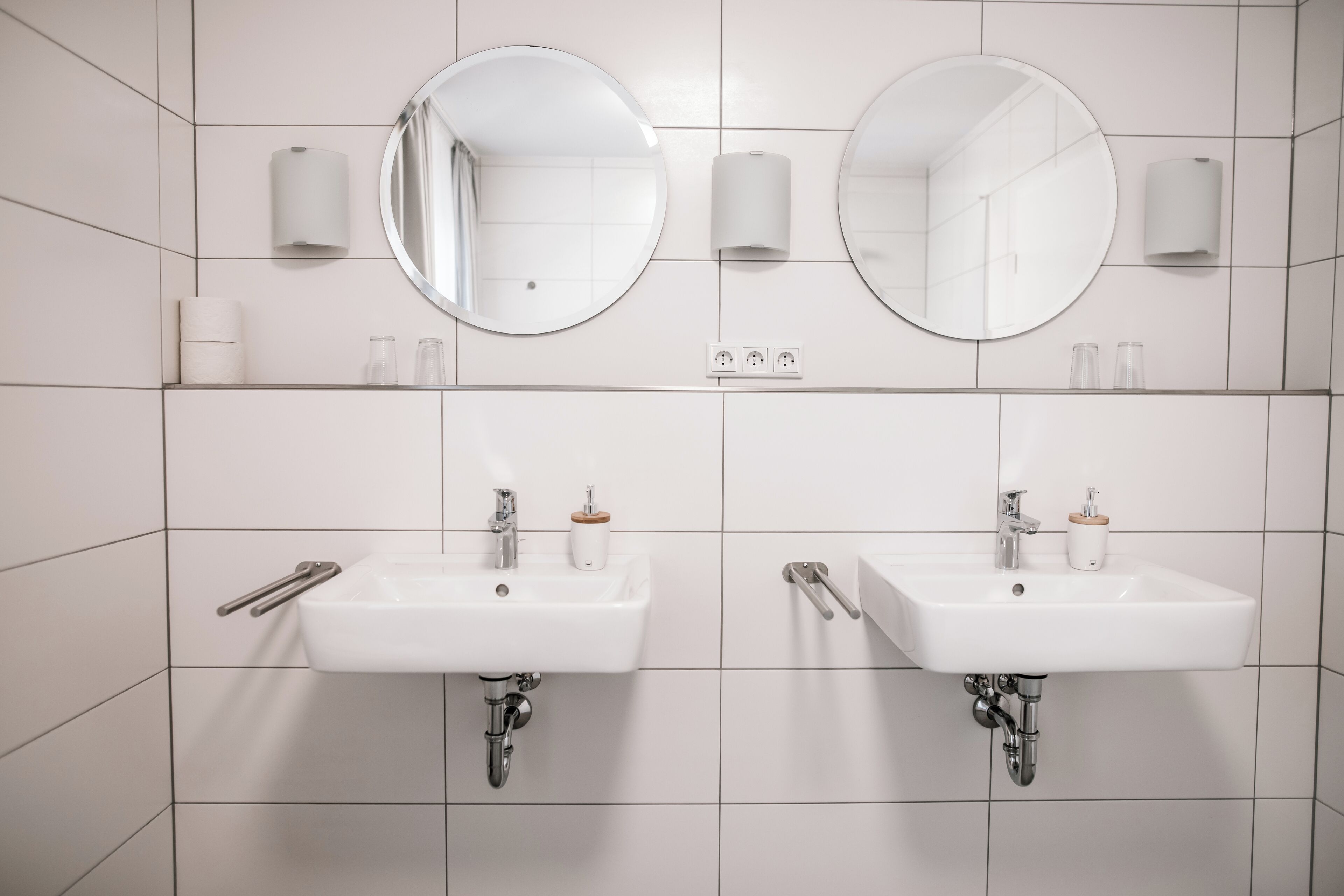 Comfort Quadruple Room, Garden View | Bathroom | Shower, hair dryer, towels, soap