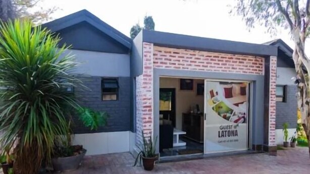 Front of property - Latona Guest House & Spa (Johannesburg)